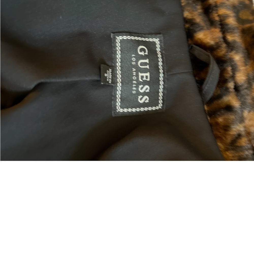 Guess jacket. - Picture 2 of 4